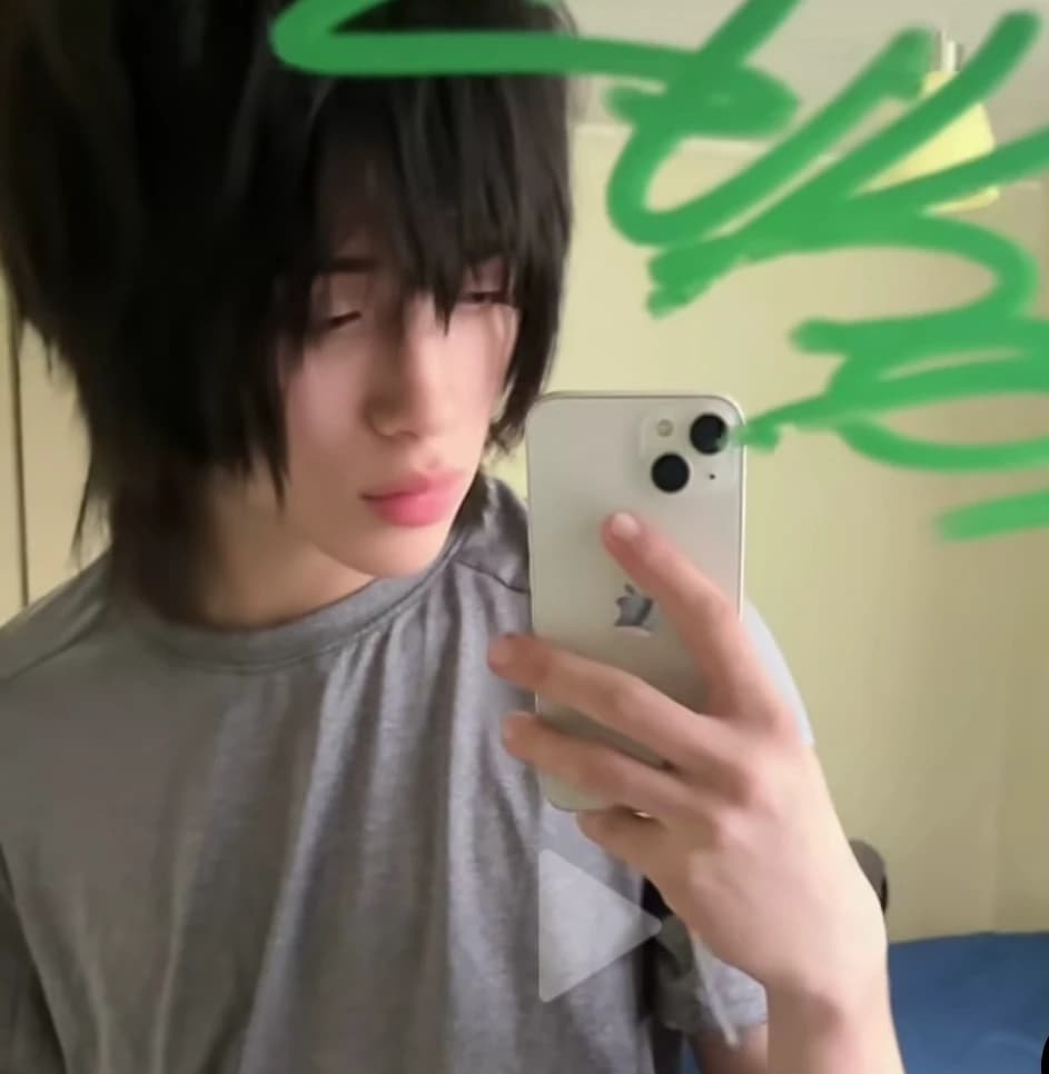 Thumbnail of Су-хо