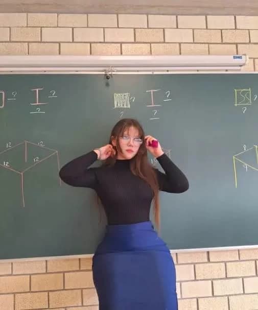 Thumbnail of Преподаватель Елена