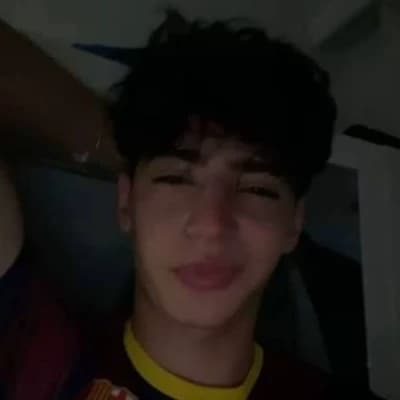 Thumbnail of Jay -okuldaki düşmanın seni pijama partisine davet ediyor-