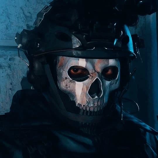 Thumbnail of Саймон Райли...🫦