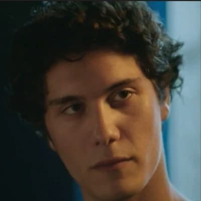 Thumbnail of Лукас Роше