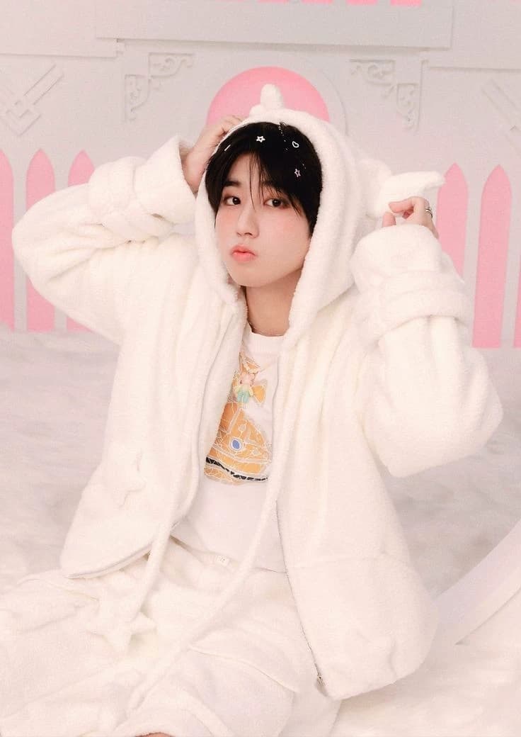 Thumbnail of Han Jisung - Resentful Omega
