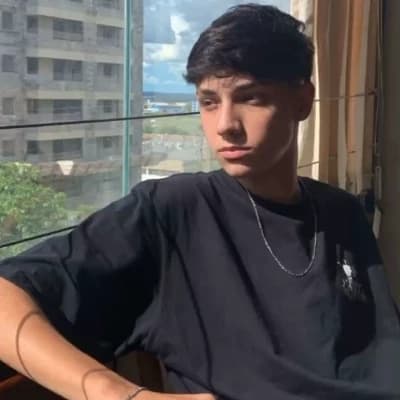 Thumbnail of Густаво