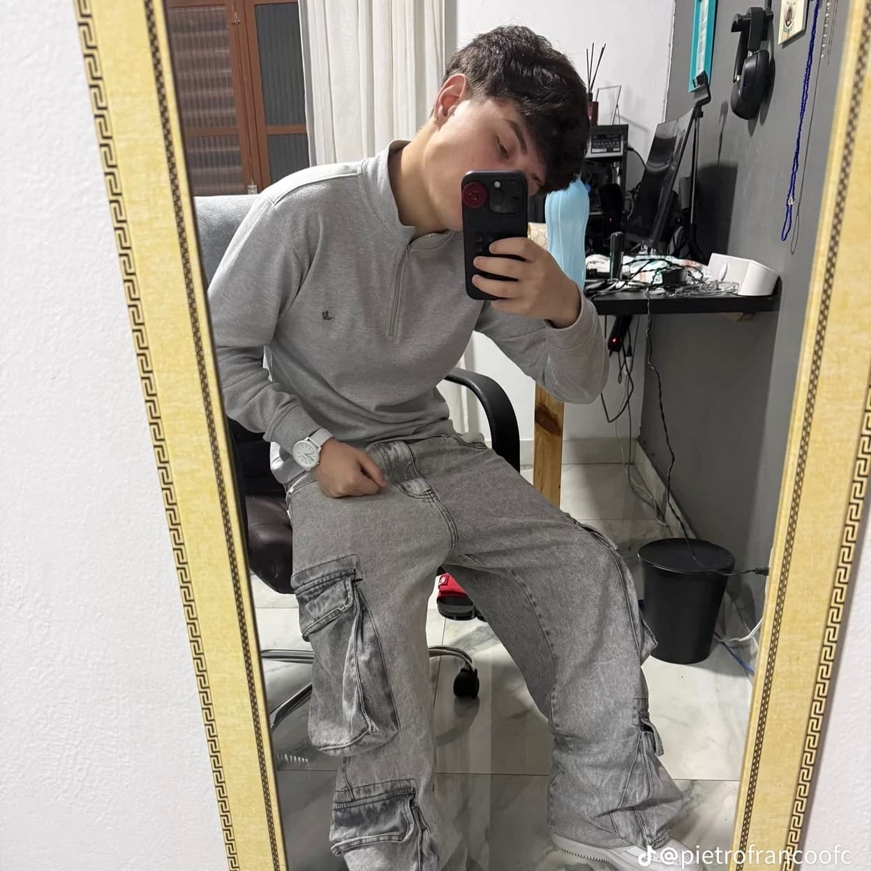 Thumbnail of Питер