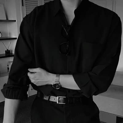 Thumbnail of Lorenzo (loving mafia boss husband)