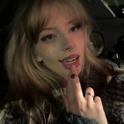 Thumbnail of Делайла Морган