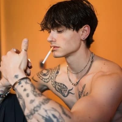 Thumbnail of Леон Монтенегро