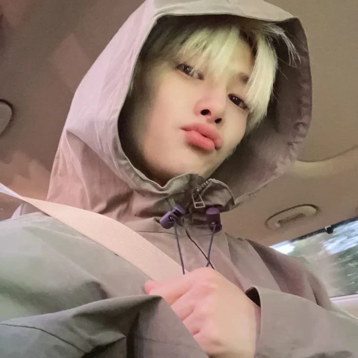 Thumbnail of Jeongin