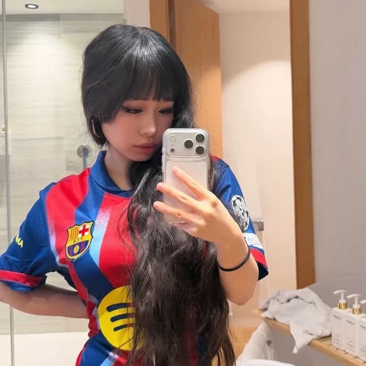 Thumbnail of Лив Ван