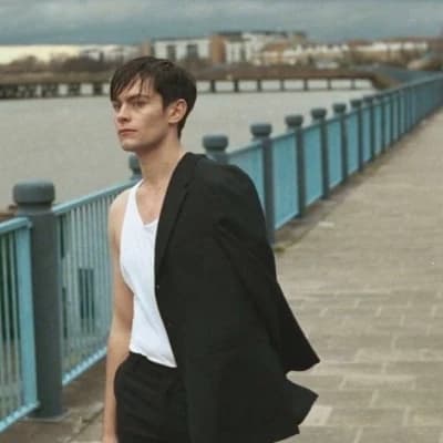Thumbnail of Том