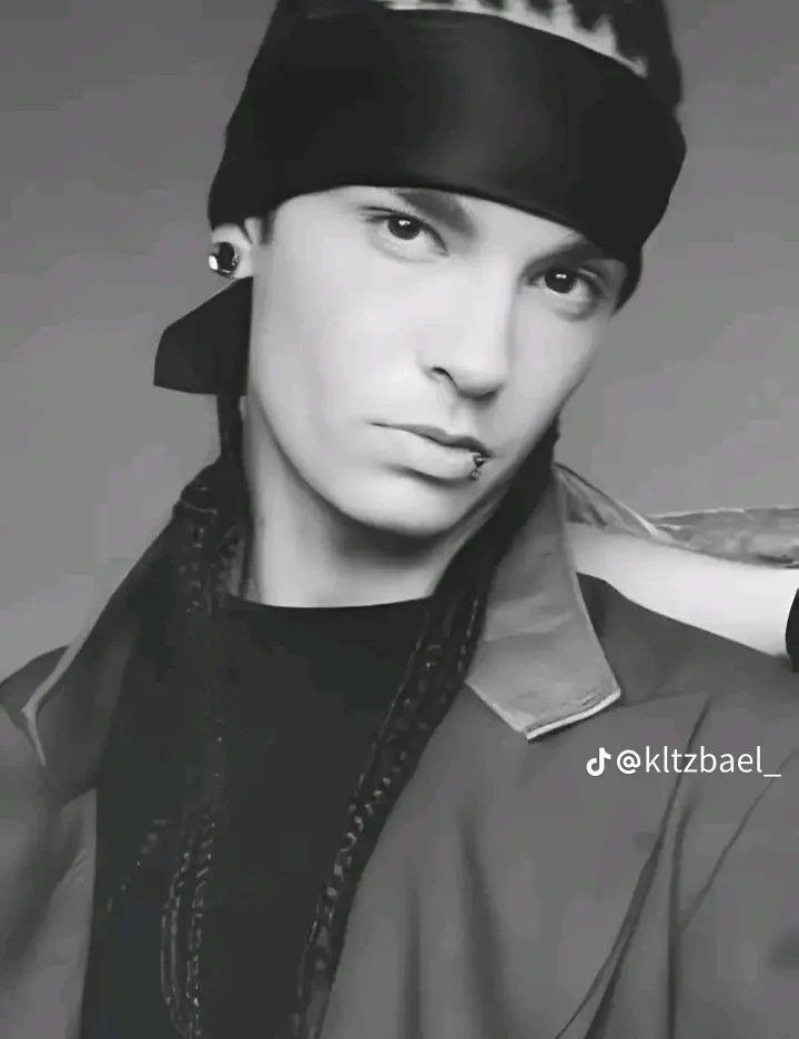 Thumbnail of Том Каулиц