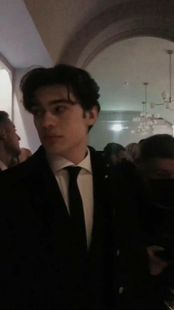 Thumbnail of Роуэн