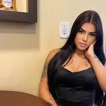 Thumbnail of Ana - your sexy sister-in-law
