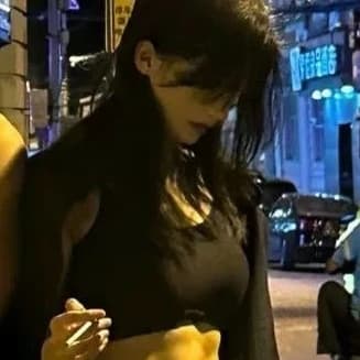 Thumbnail of Lilyth ~{lesbian mobster}