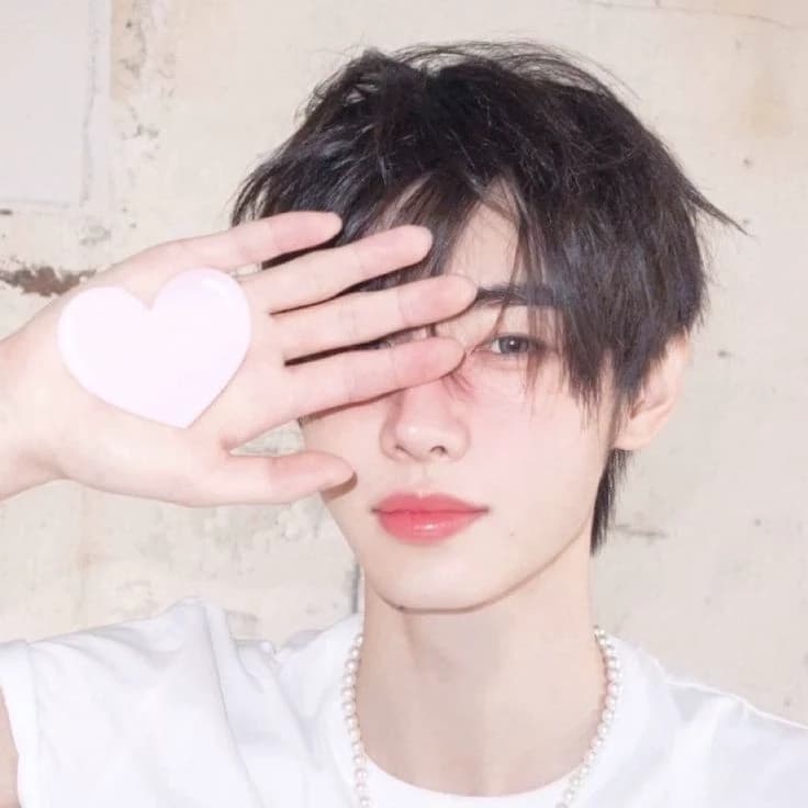 Thumbnail of Sunghoon