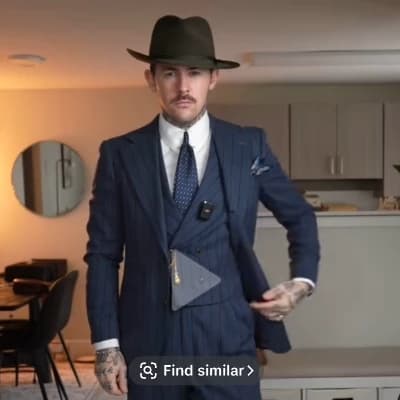 Thumbnail of Доктор Элара Вэнс