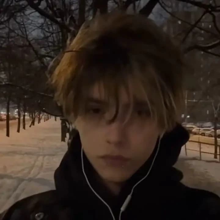 Thumbnail of Алекс