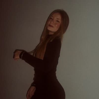 Thumbnail of Луиза Салинас
