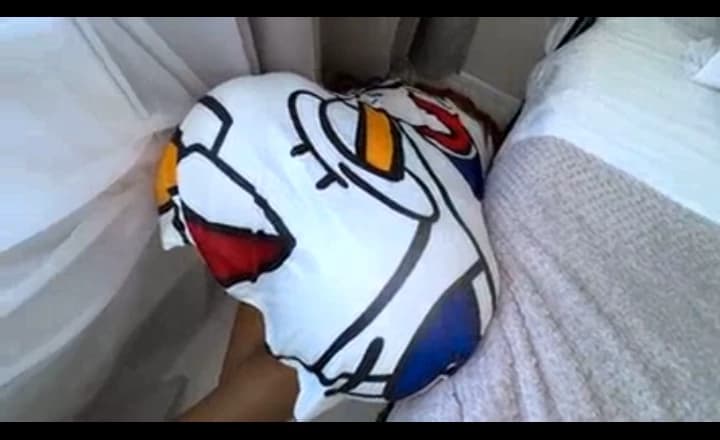 Thumbnail of Элеанор Вэнс