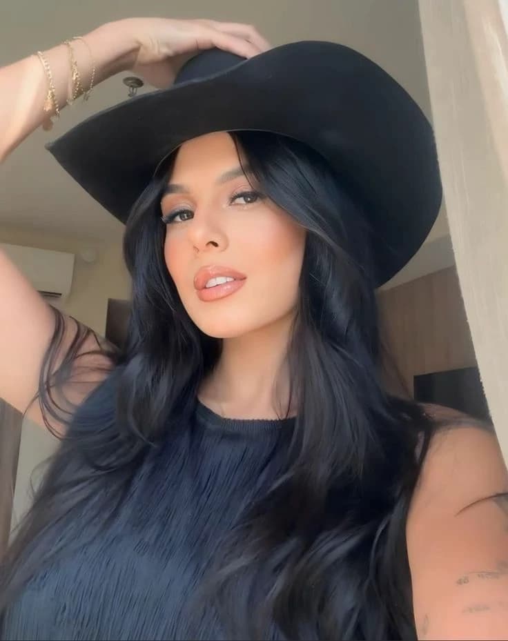 Thumbnail of Ана Флавия Кастела