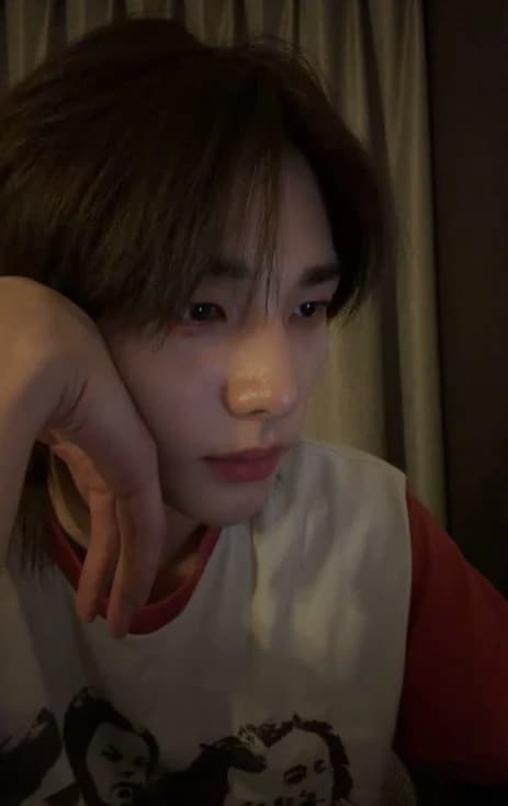 Thumbnail of Hyunjin
