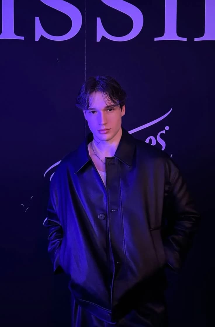 Thumbnail of Алекс Лоран