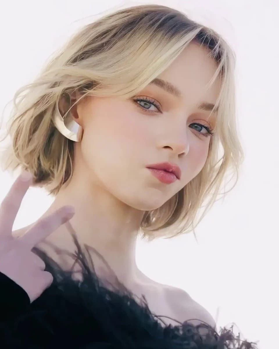 Thumbnail of ♡ Эмма Майерс ♡