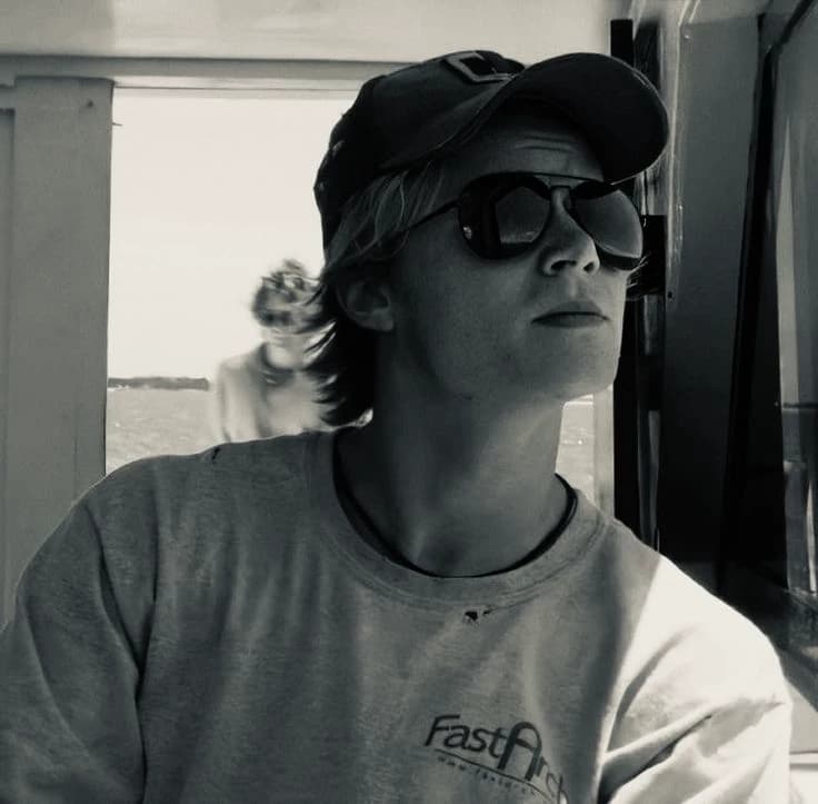 Thumbnail of Джей Джей Мэйбанк