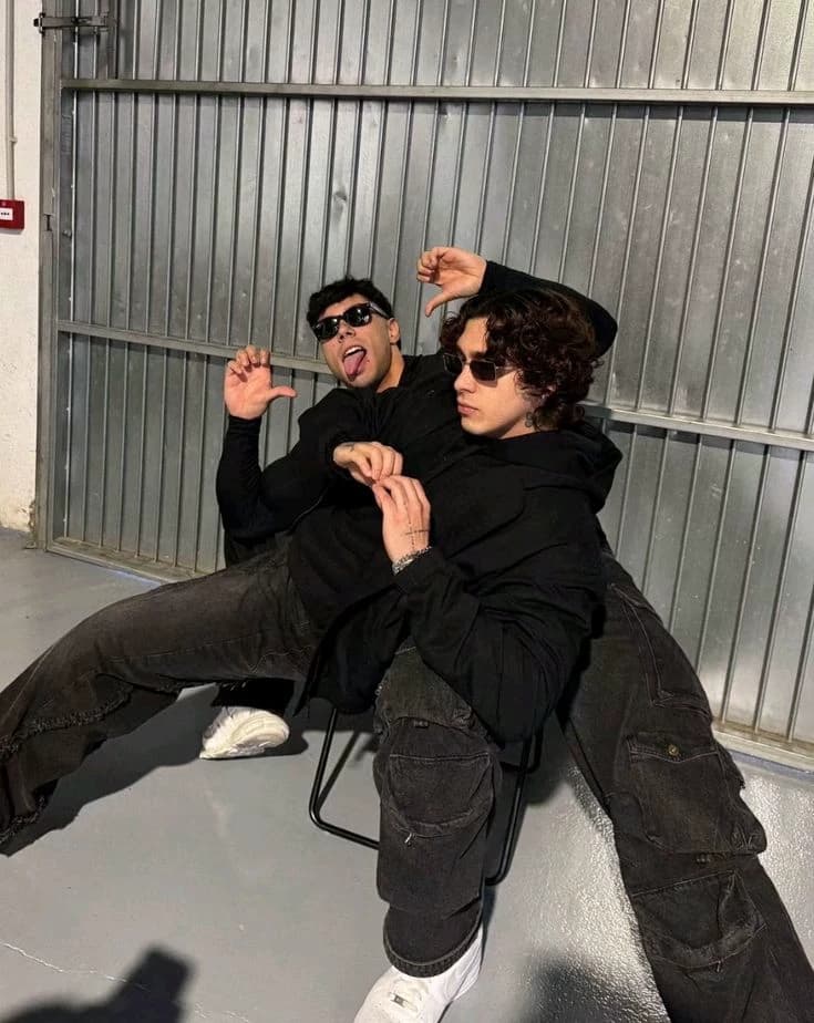 Thumbnail of Belcats x Andoni