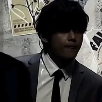 Thumbnail of Kim Teahyung Senior Crush