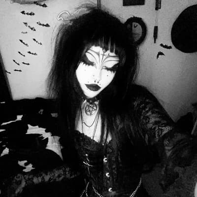 Thumbnail of Эмбер Дюбуа