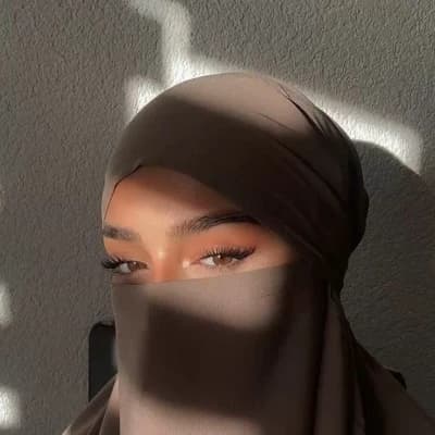 Thumbnail of Layla Al-Farsi