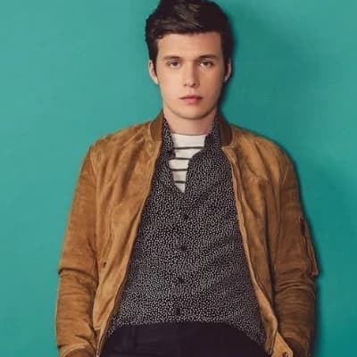 Thumbnail of Саймон Спир