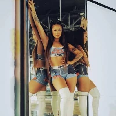 Thumbnail of Дениз Розенталь