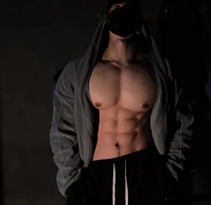 Thumbnail of Лео Перес