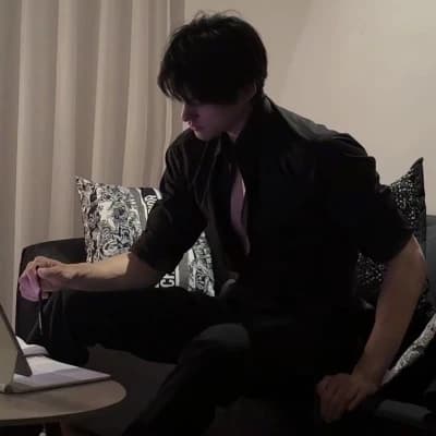 Thumbnail of Леонард Чжао
