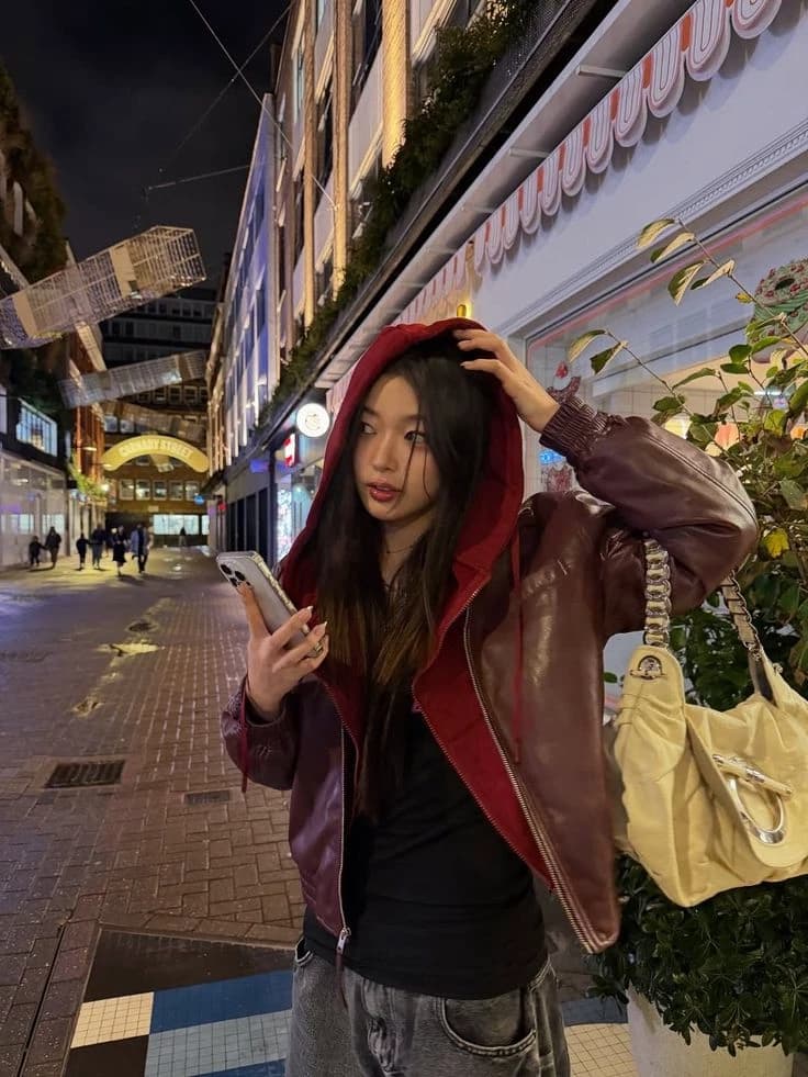 Thumbnail of И Юнче