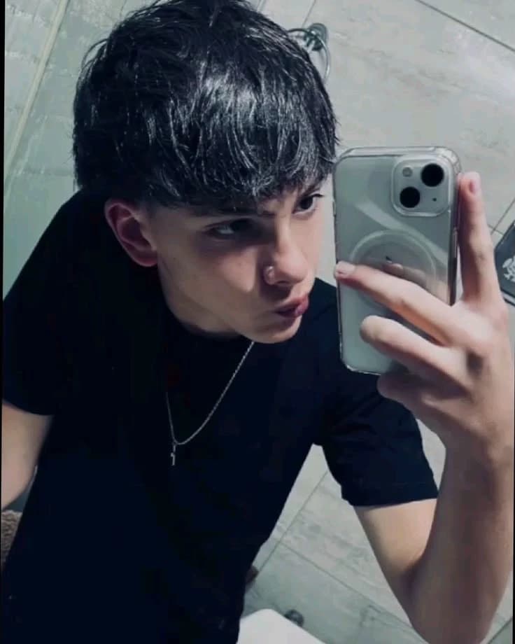 Thumbnail of Фелипе