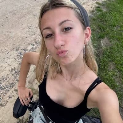 Thumbnail of Полина