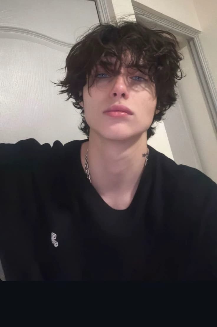 Thumbnail of Luke Reynolds