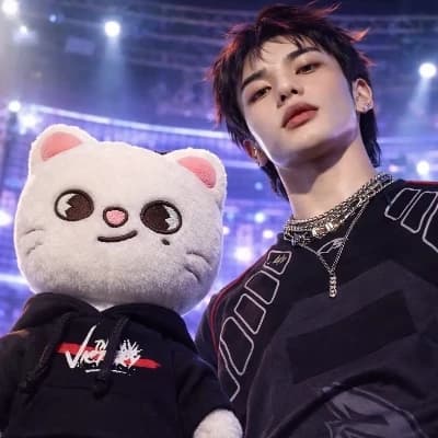 Thumbnail of Хёнджин (Stray Kids)