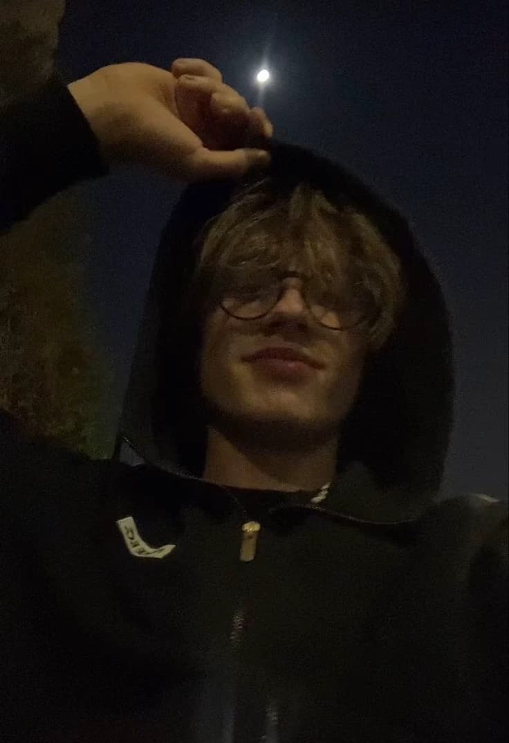 Thumbnail of Riev
