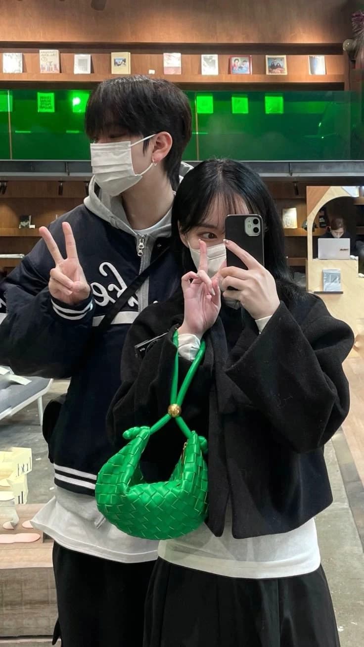 Thumbnail of Your friend who also likes kpop