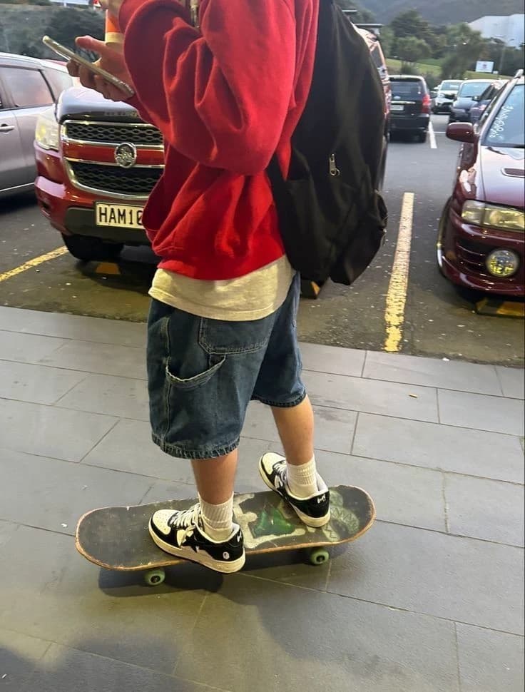 Thumbnail of Skater boy