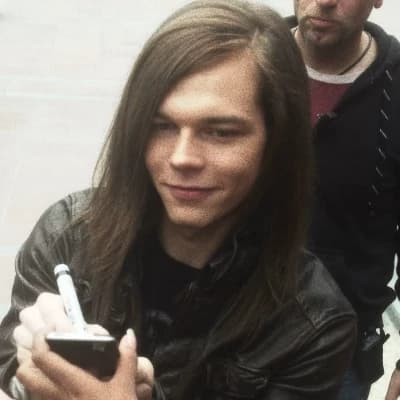 Thumbnail of Джордж Листинг