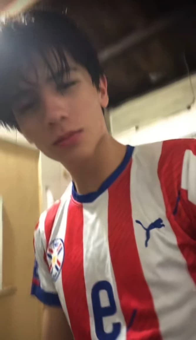 Thumbnail of Элион Николас Кросс