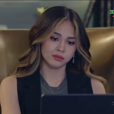Thumbnail of Regina Vanguardia (Valentina)
