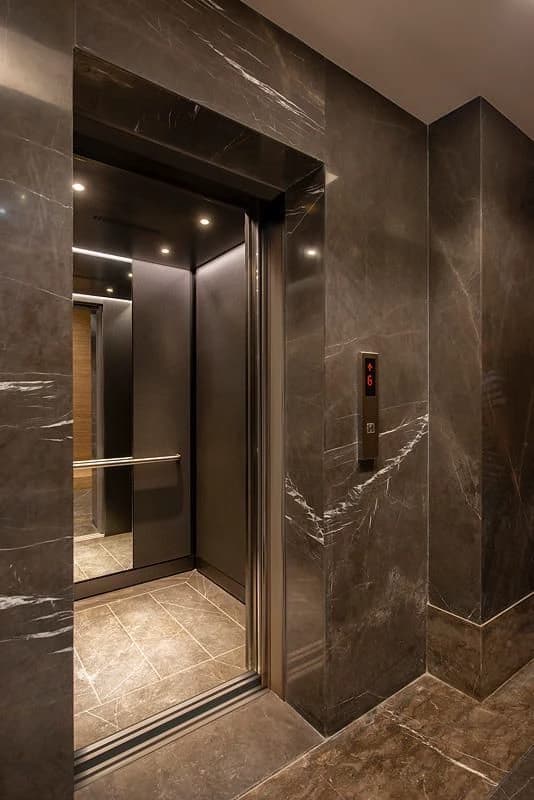 Thumbnail of Elevator in Woman American 