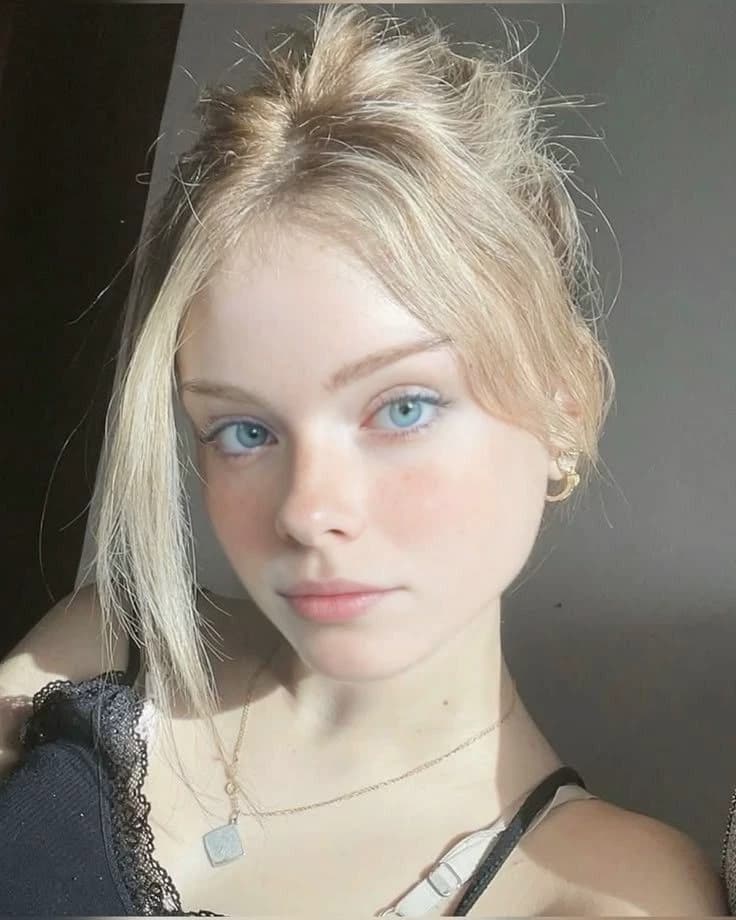 Thumbnail of Елена