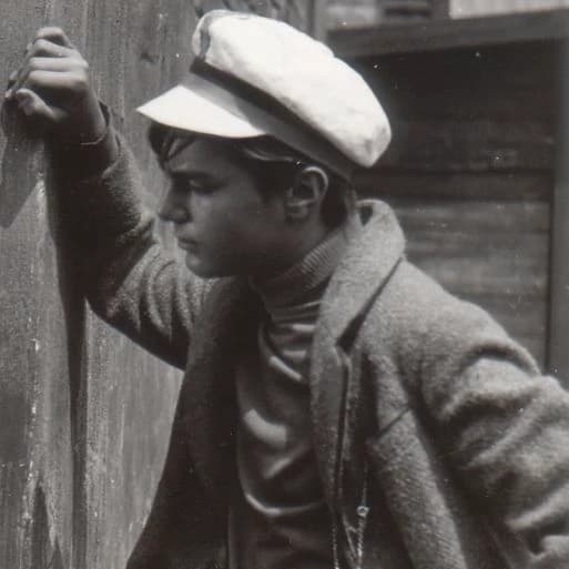 Thumbnail of Янош бока